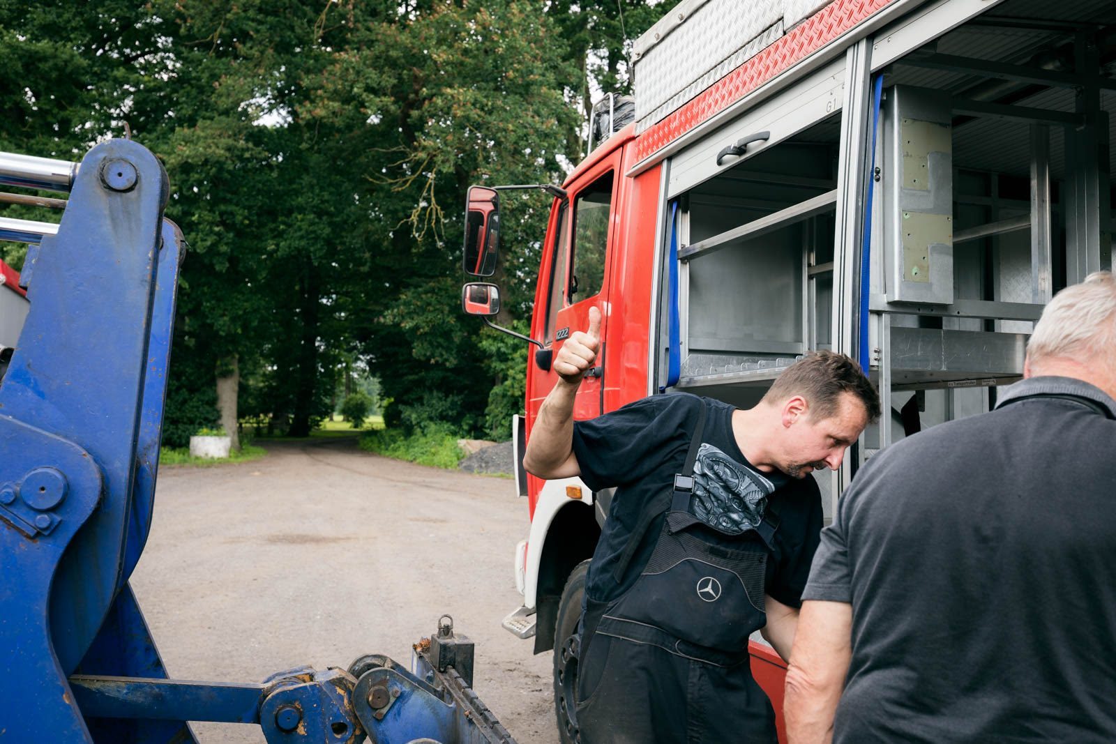 Feuerwehr Aufbau abheben