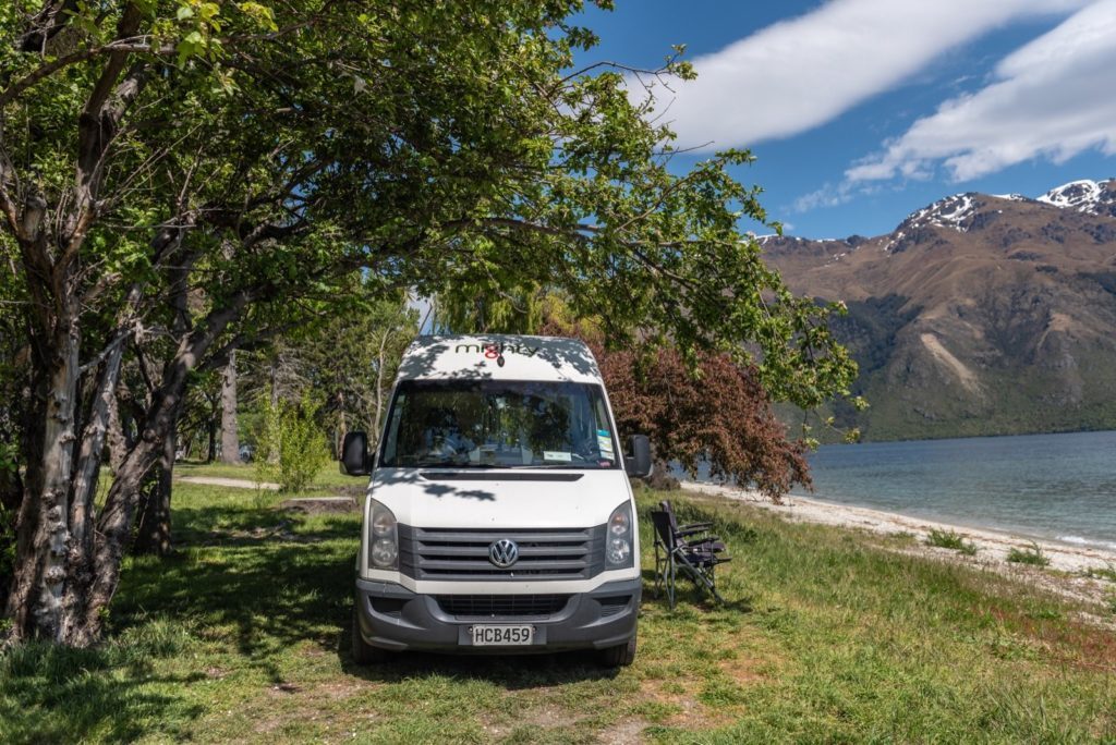 Neuseeland Campervan am See Campsite